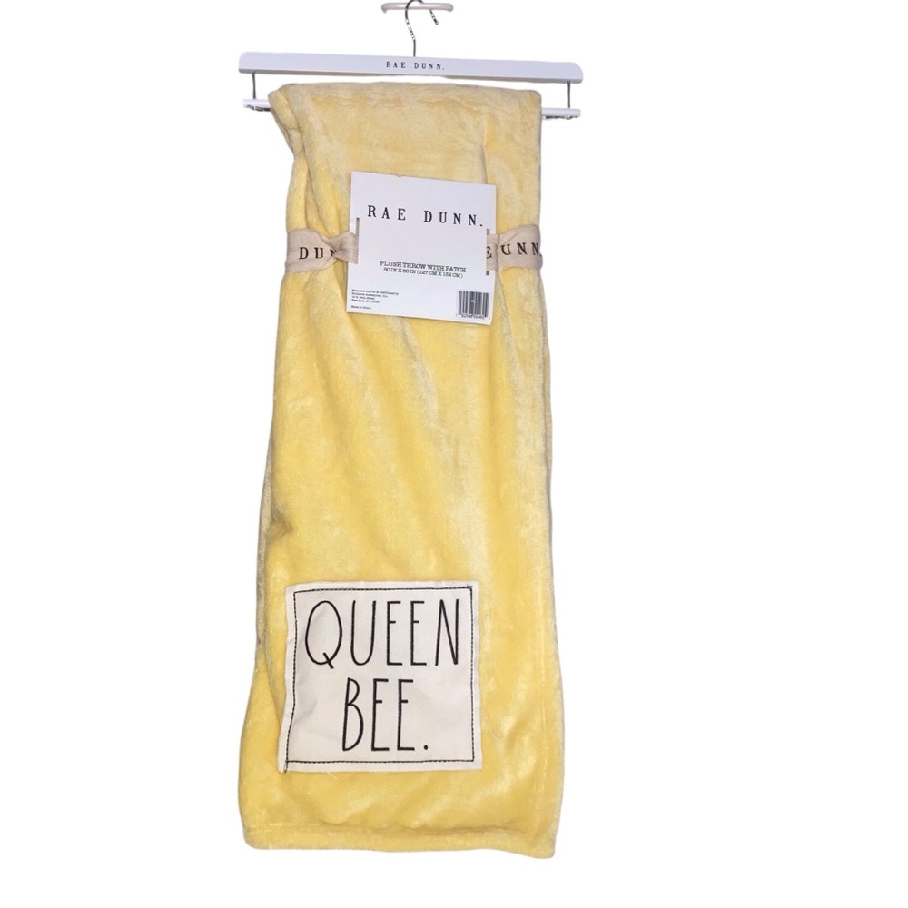Rae Dunn Yellow "QUEEN BEE." Plush Throw NWT